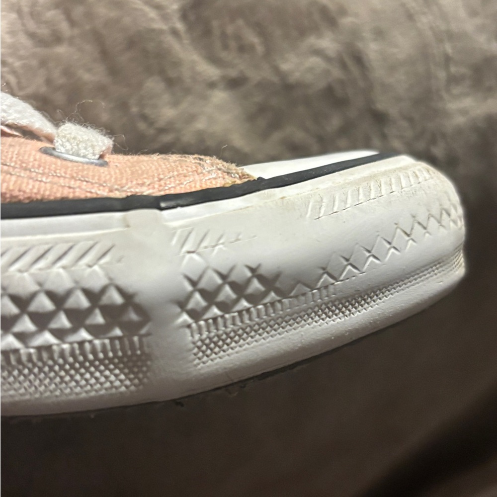 Converse Peach All Star Chuck Taylors Sneakers Women’s size 9/ Men’s size 7 - Picture 6 of 13